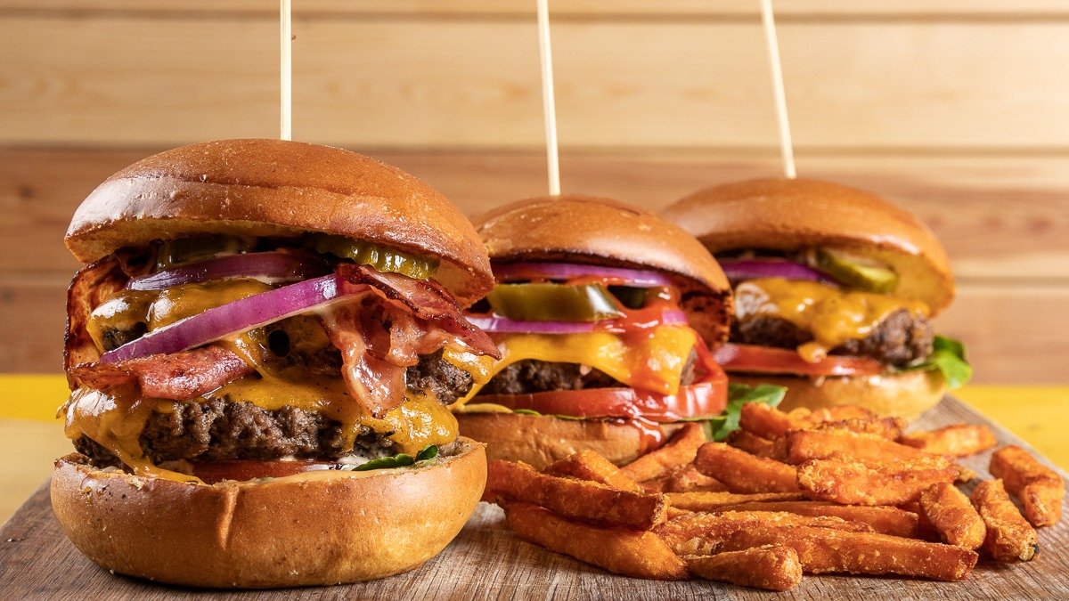 10 Best Burgers In Athens